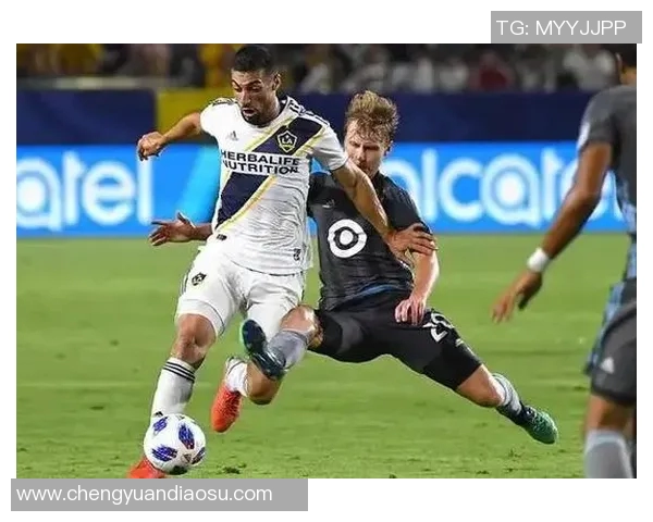 温哥华白帽与华盛顿联的激烈对决展现足球魅力与团队精神 温哥华白帽与华盛顿联的激烈对决展现足球魅力与团队精神